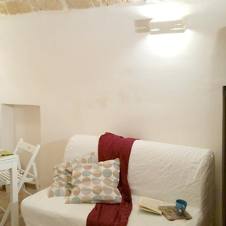 Little Tower Apartment Bari Luaran gambar