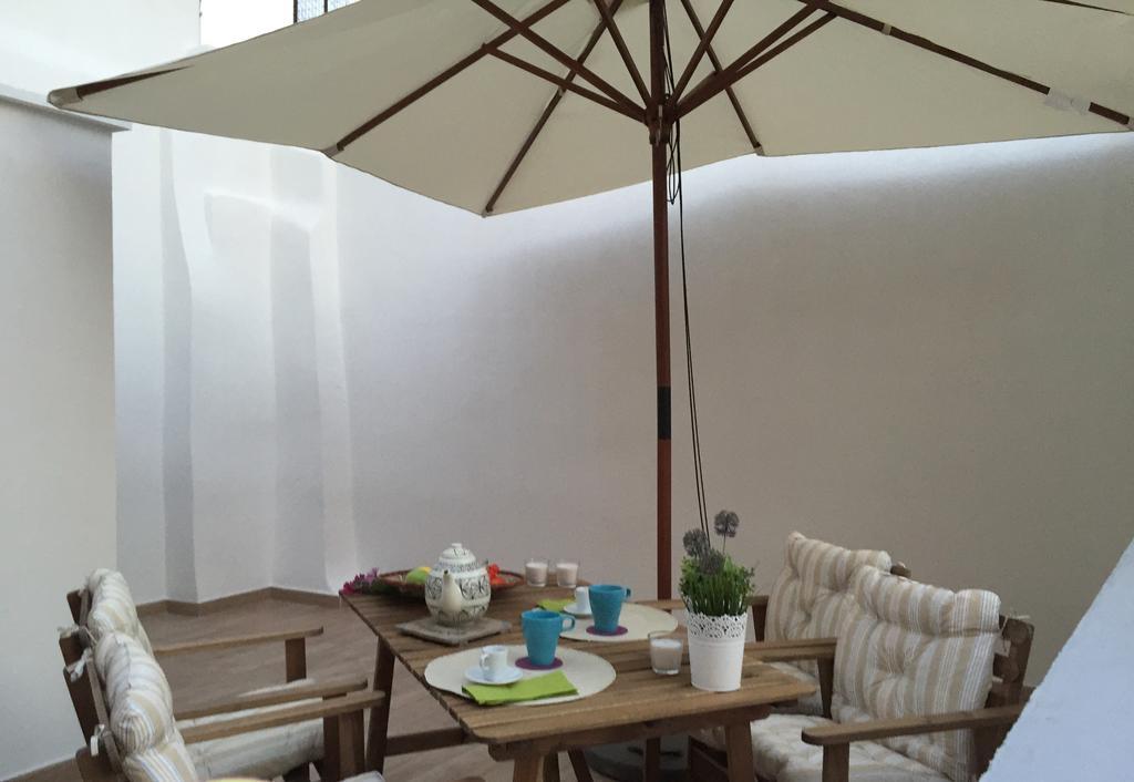 Little Tower Apartment Bari Luaran gambar